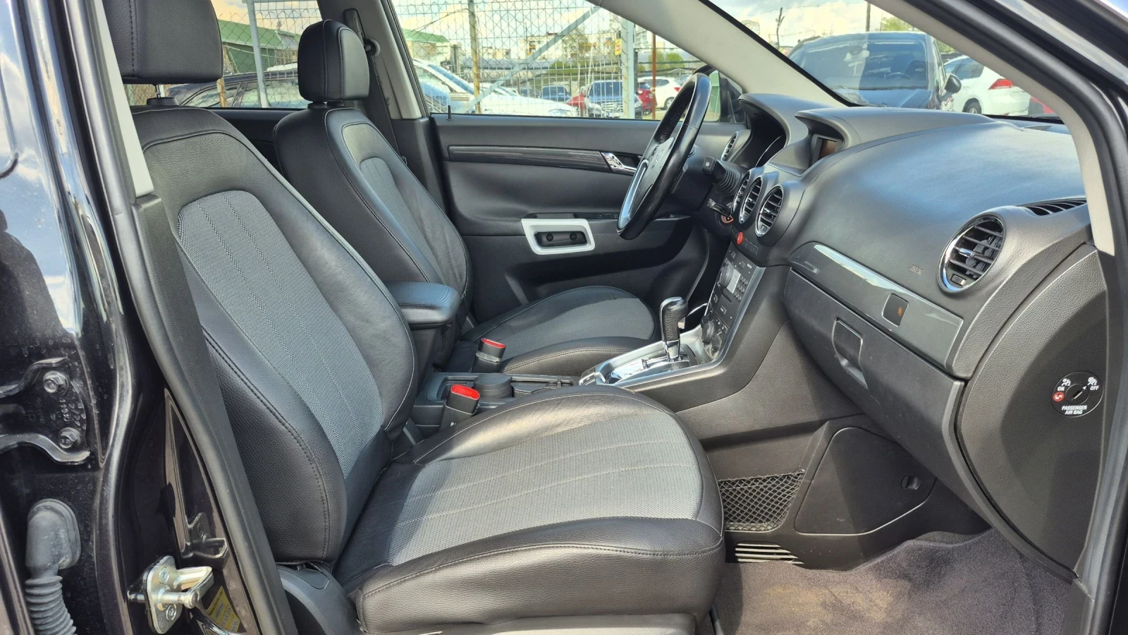 Opel Antara 2.4i * Facelift* Автомат* 4X4* Cosmo* БАРТЕР, снимка 12 - Автомобили и джипове - 54237311