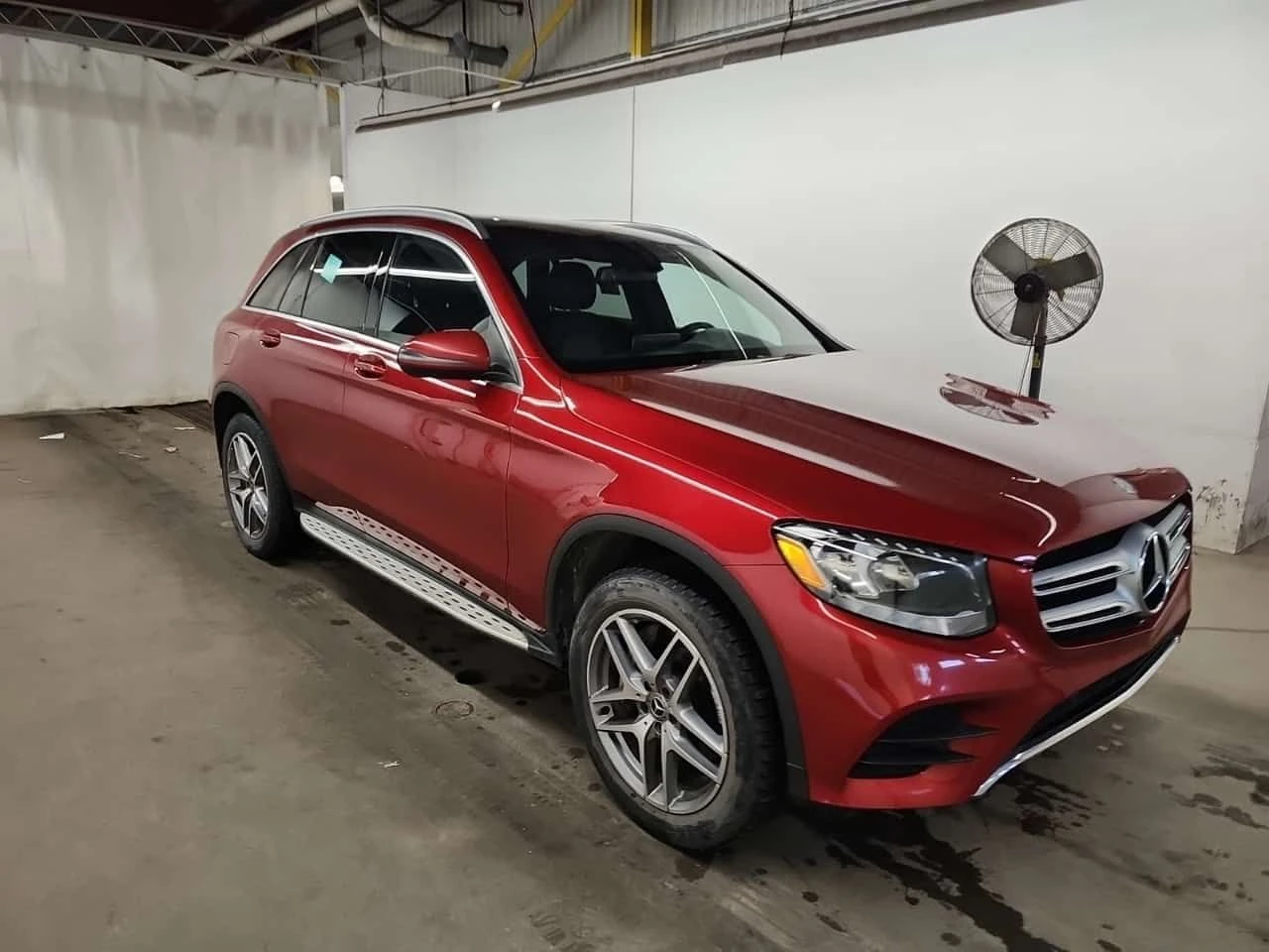 Mercedes-Benz GLC 300  CARFAX, снимка 2 - Автомобили и джипове - 54940622