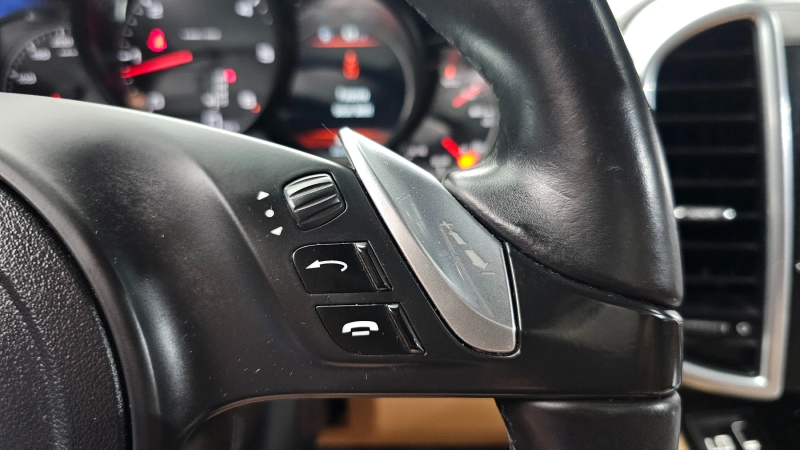 Porsche Cayenne 3.0* Disel* Platinum* Edition* , снимка 16 - Автомобили и джипове - 55283524