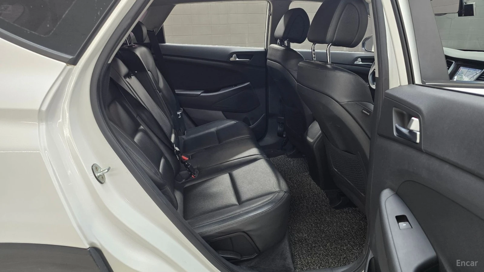 Hyundai Tucson * PANORAMA *  AвтоКредит * (ЦЕНА ДО БГ), снимка 13 - Автомобили и джипове - 55544898