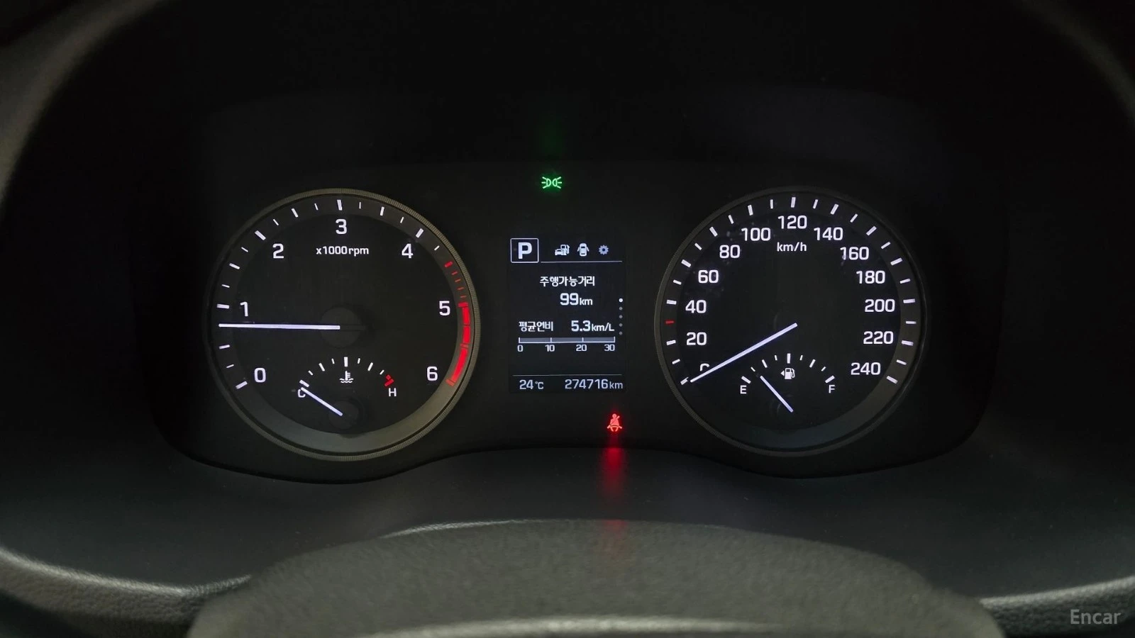 Hyundai Tucson * PANORAMA *  AвтоКредит * (ЦЕНА ДО БГ), снимка 9 - Автомобили и джипове - 55544898