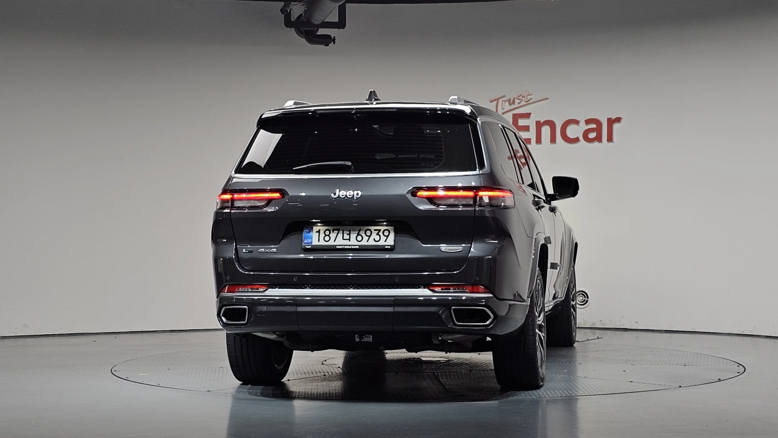 Jeep Cherokee 3.6* ОБДУХВАНЕ* BLIND SPOT* 360* МАСАЖ* КРАЙНА ЦЕН, снимка 4 - Автомобили и джипове - 55594904