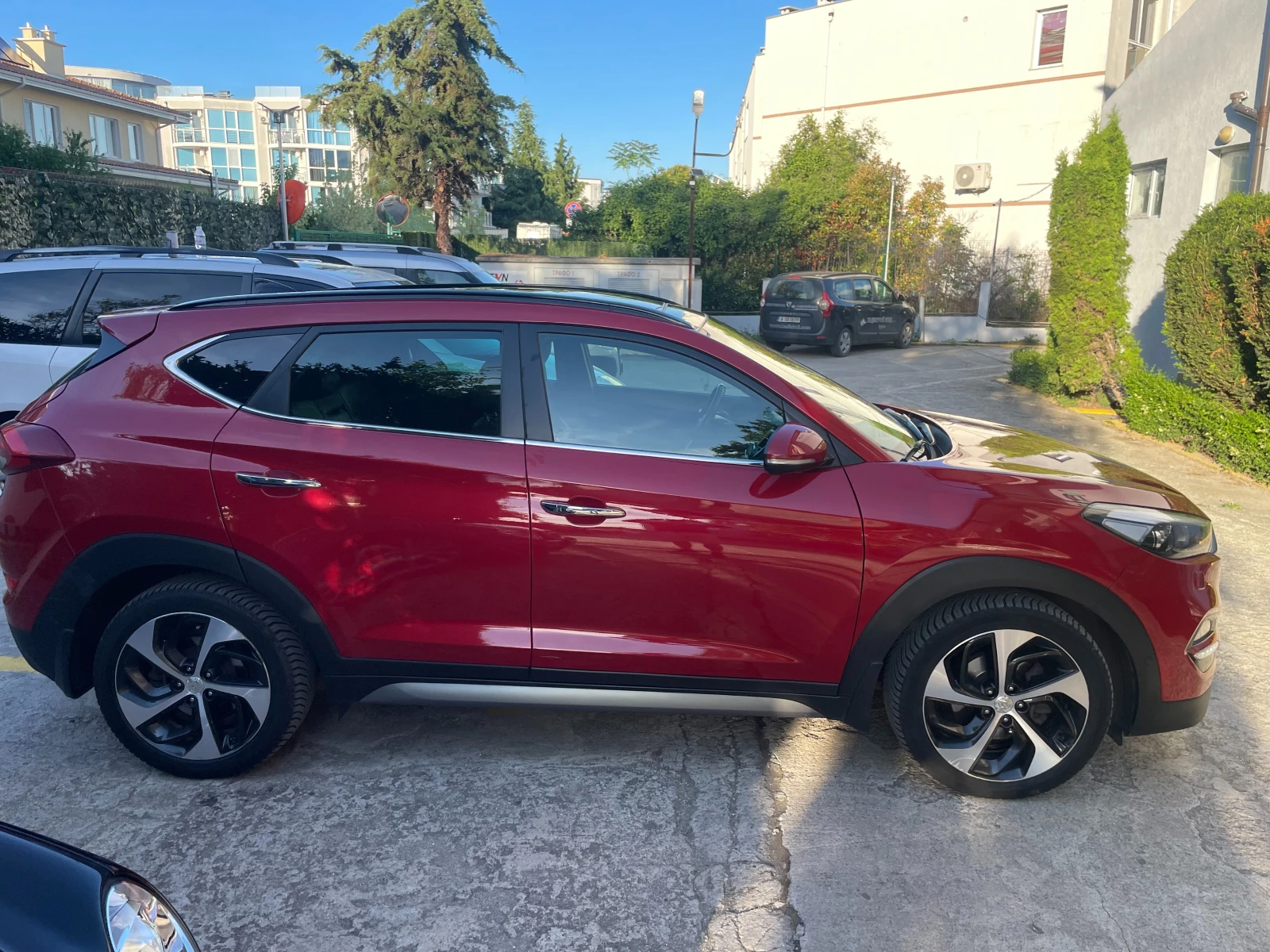 Hyundai Tucson, снимка 4 - Автомобили и джипове - 55800510