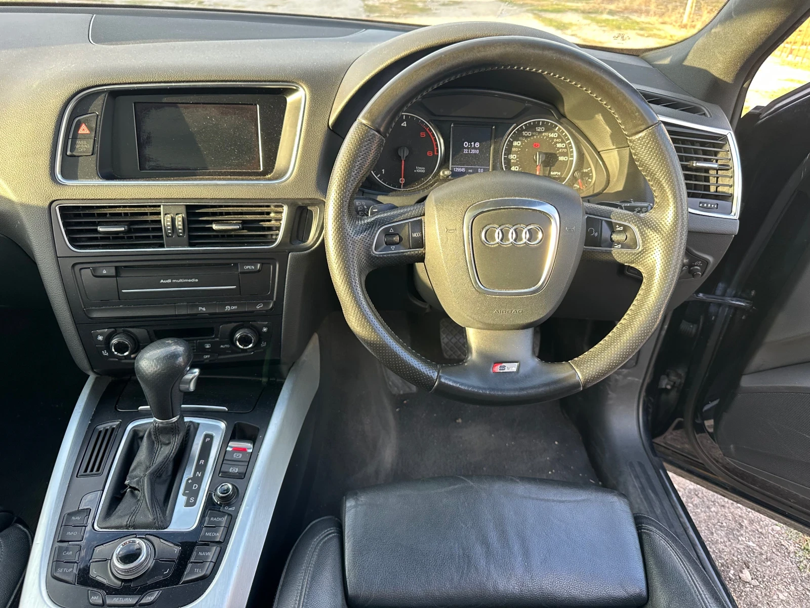 Audi Q5 3.0TDI SLINE , снимка 9 - Автомобили и джипове - 56379343