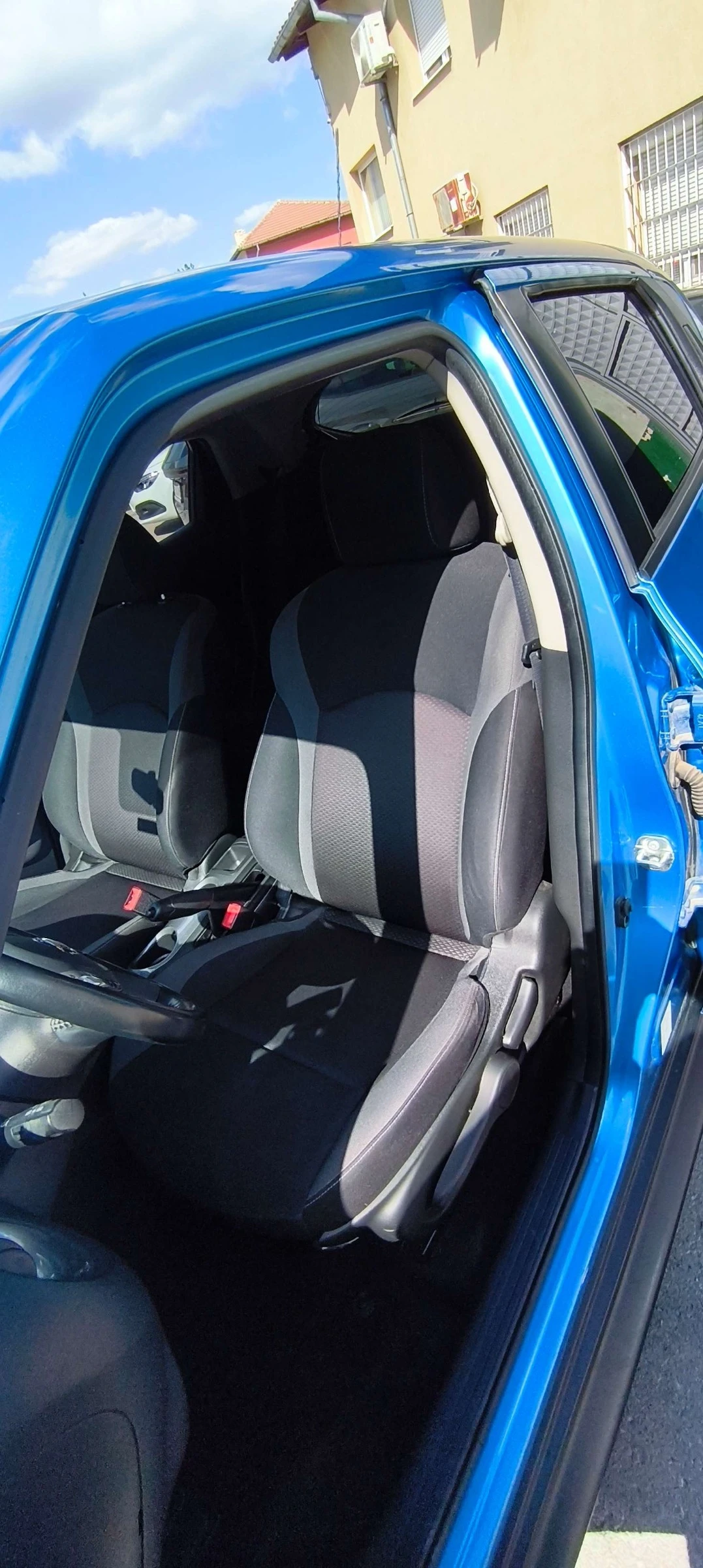 Nissan Juke, снимка 8 - Автомобили и джипове - 56390578