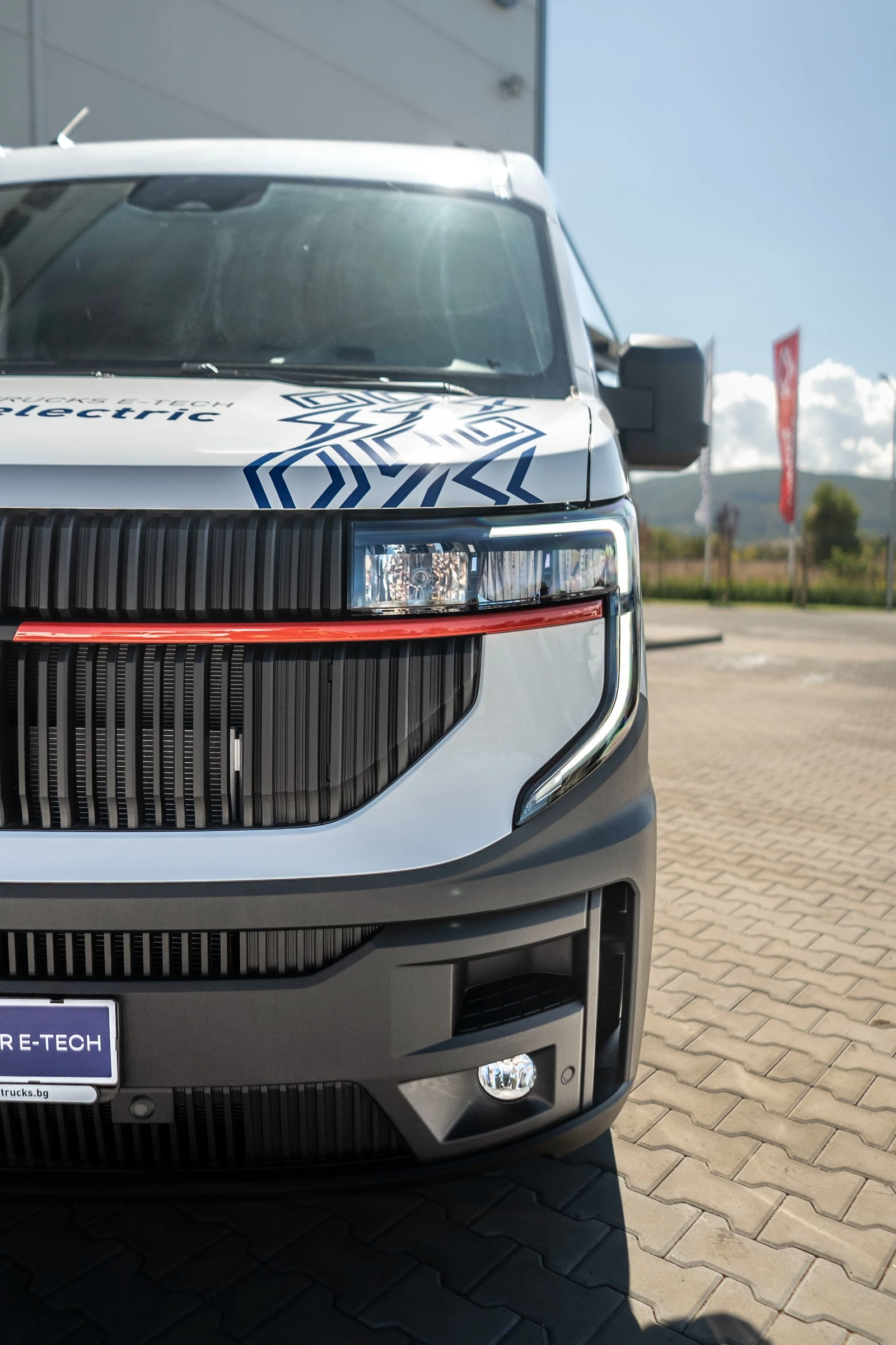 Renault Master * 100% ЕЛЕКТРИЧЕСКИ* * 8Г. ГАРАНЦИЯ НА БАТЕРИЯТА*  - изображение 10