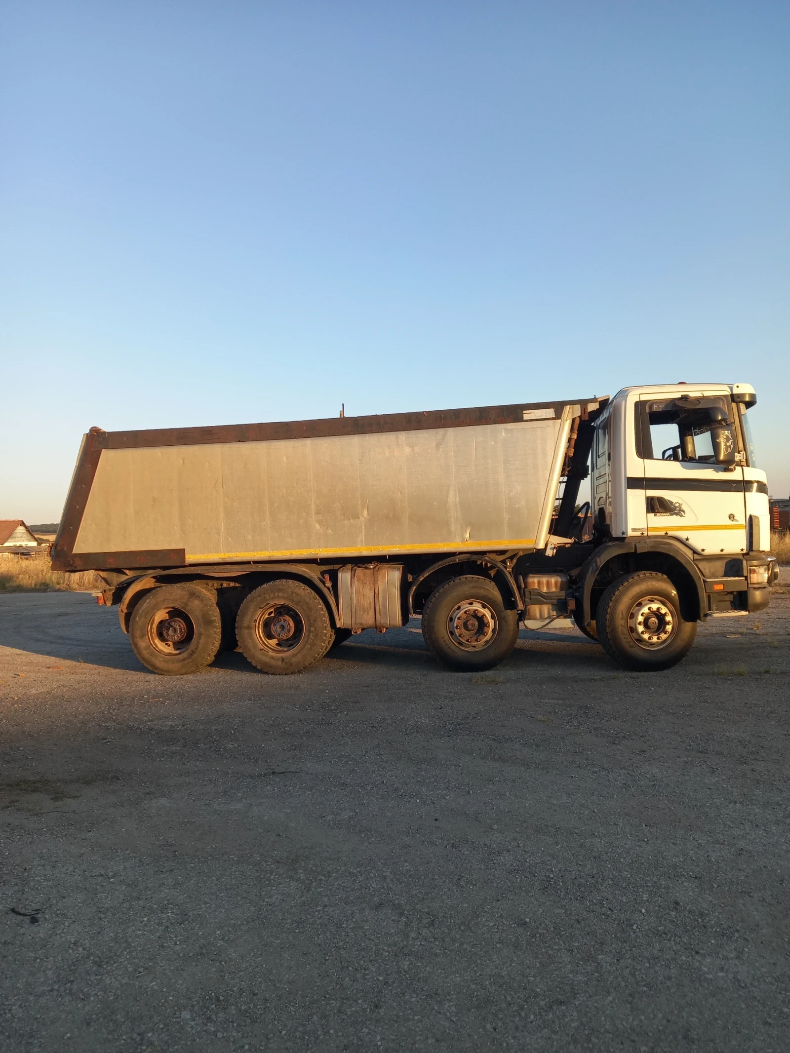 Scania 124 Самосвал , снимка 8 - Камиони - 55742908