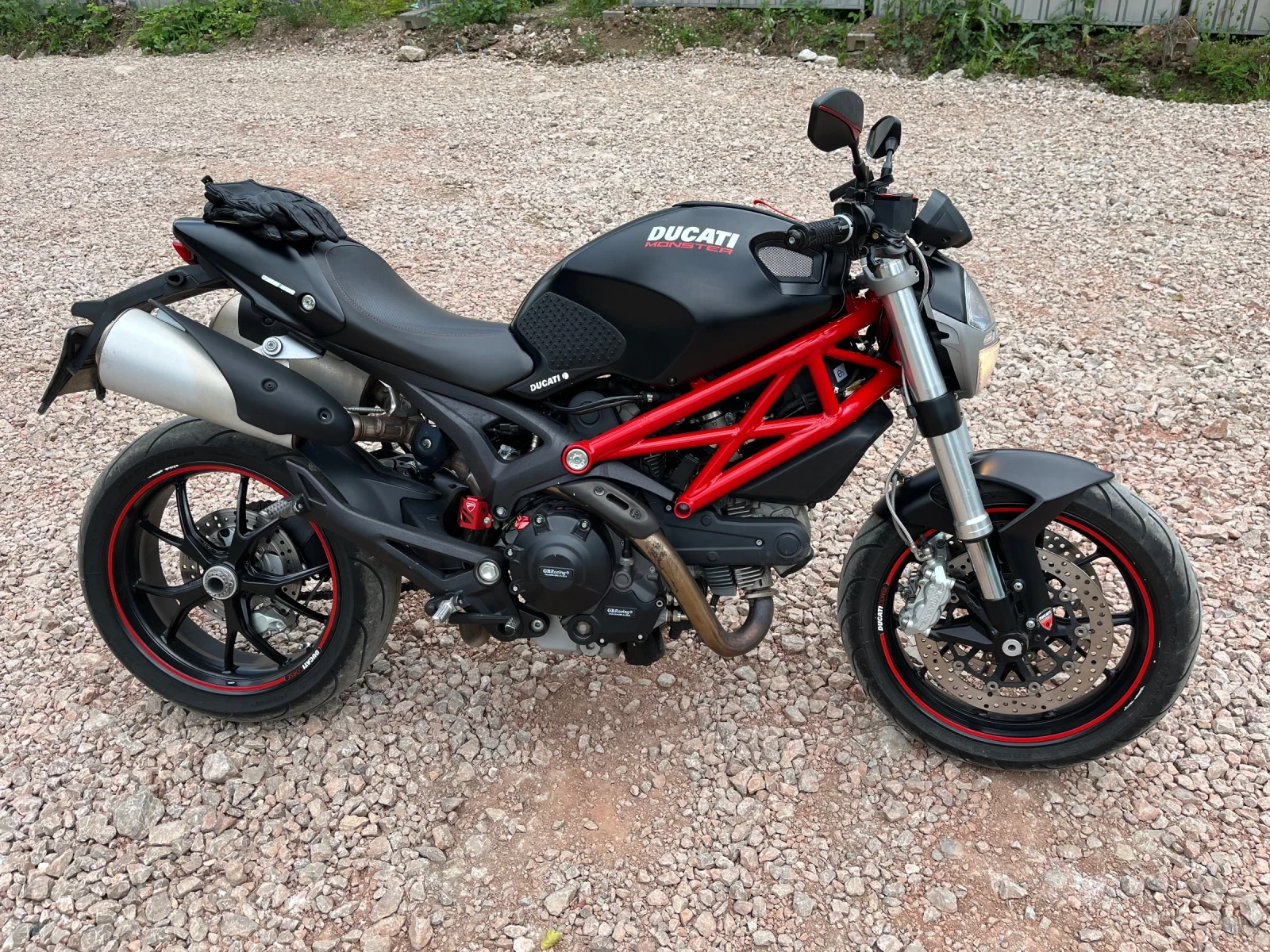 Ducati Monster 796