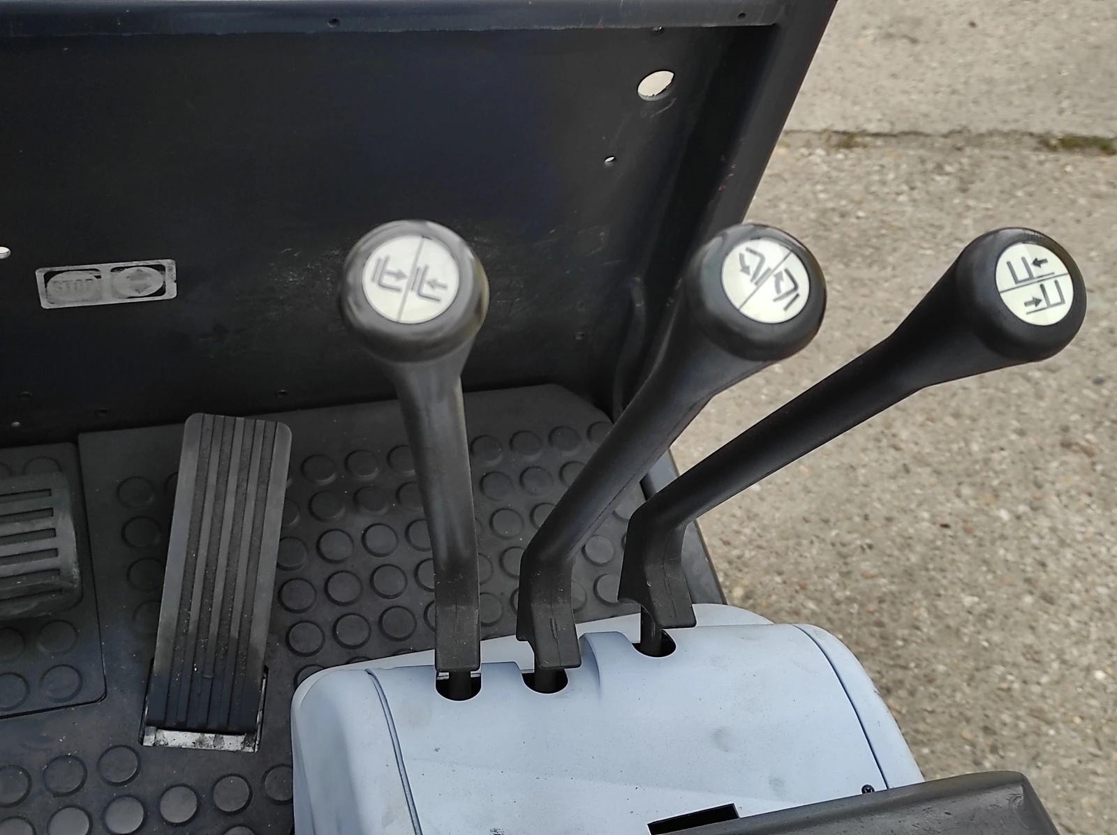  Still R20-15, -1.5 | Mobile.bg   13