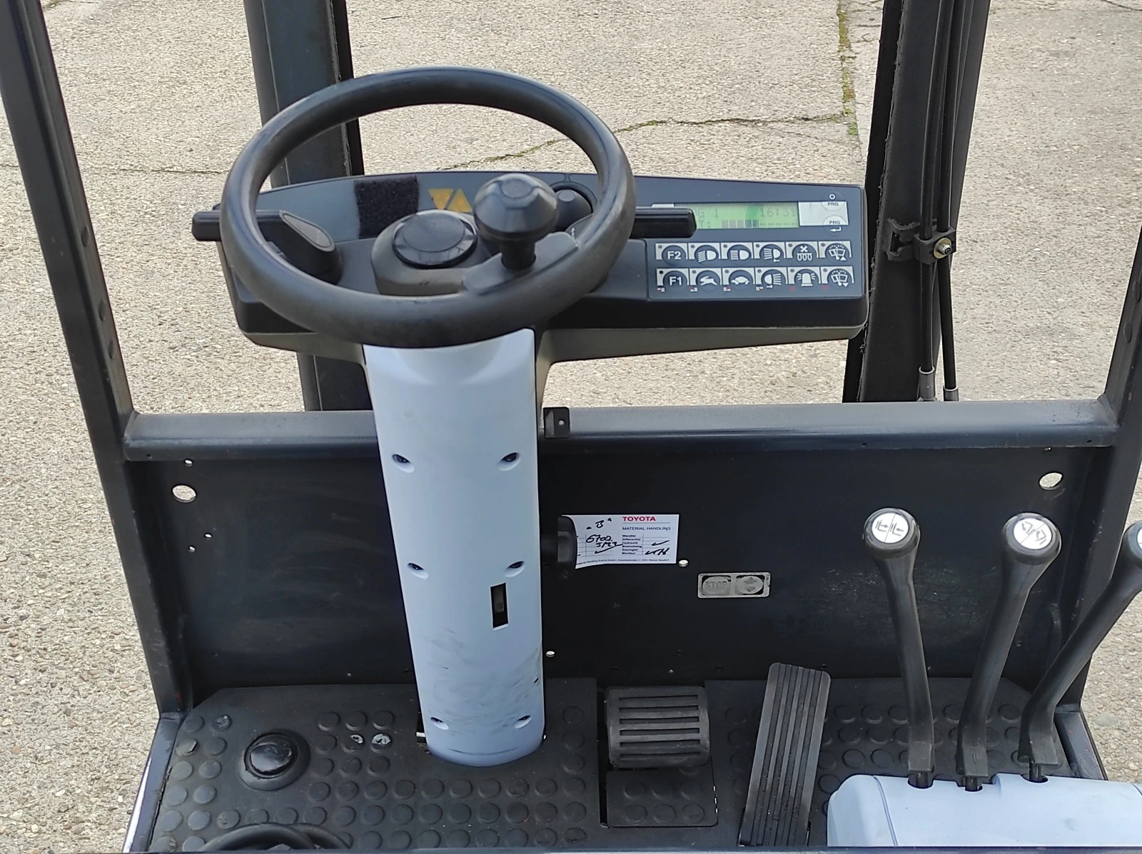  Still R20-15, -1.5 | Mobile.bg   11