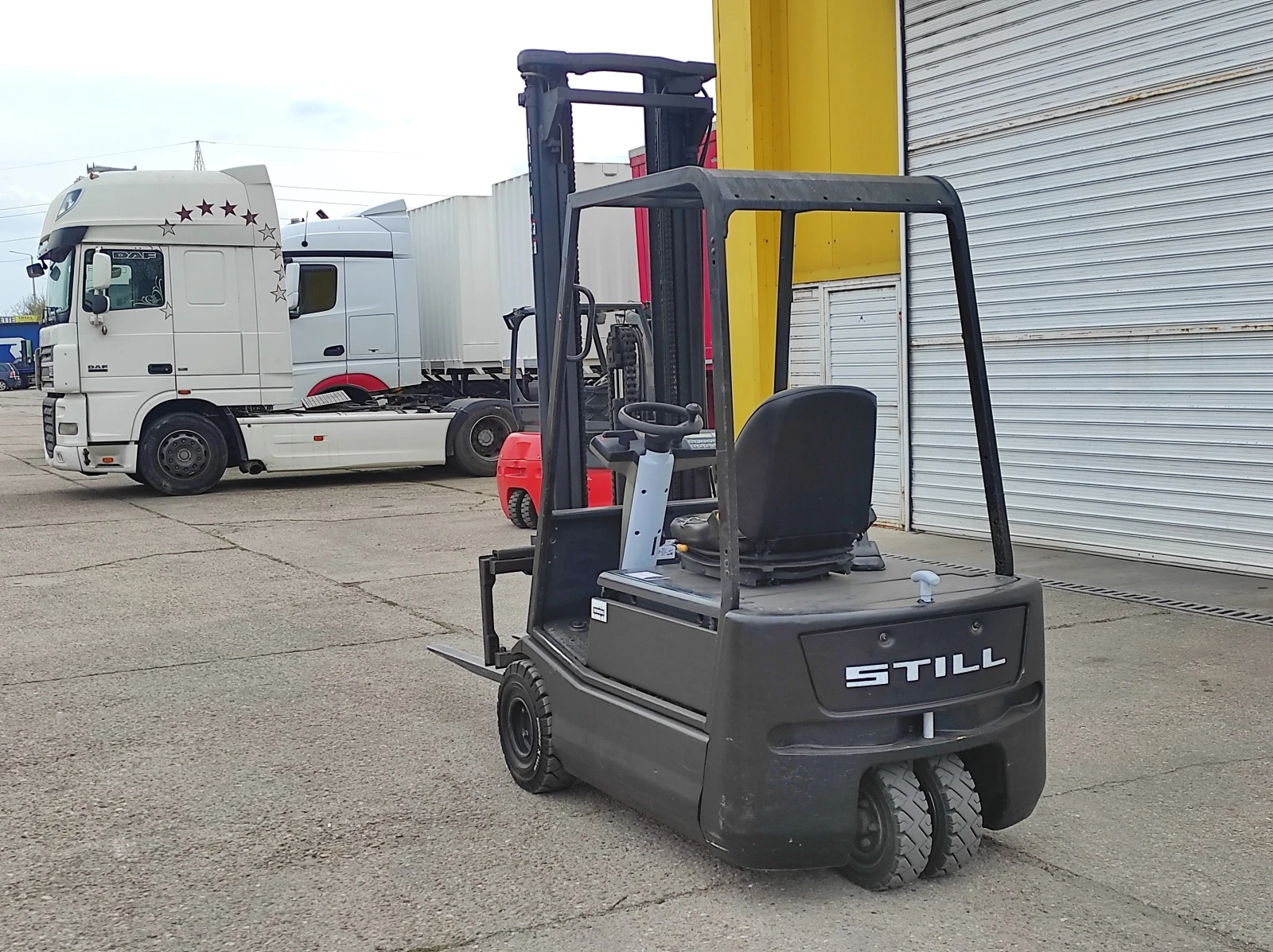  Still R20-15, -1.5 | Mobile.bg   7