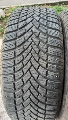 Гуми Зимни 215/55R17, снимка 5
