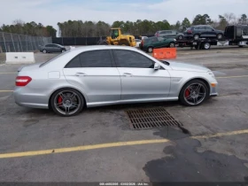 Mercedes-Benz E 63 AMG E 63 AMG, снимка 13