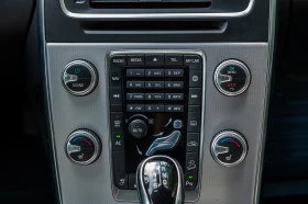 Volvo V60 Cross Country Volvo V60 Cross Country8 АвтоКредит* (ЦЕНА ДО БГ) - 29999 лв. / 15338.25 € - 41645015 11