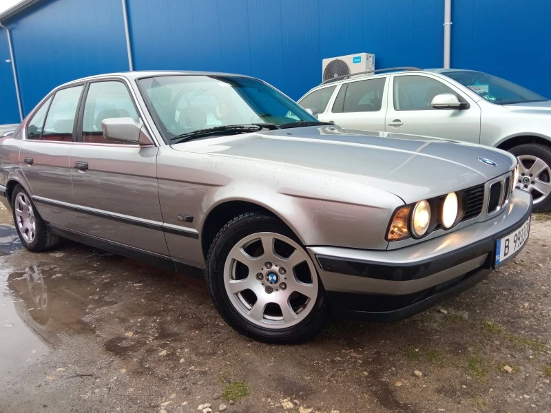 BMW 520 2.0i, снимка 1 - Автомобили и джипове - 44525486