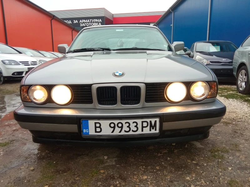 BMW 520 2.0i, снимка 3 - Автомобили и джипове - 44525486