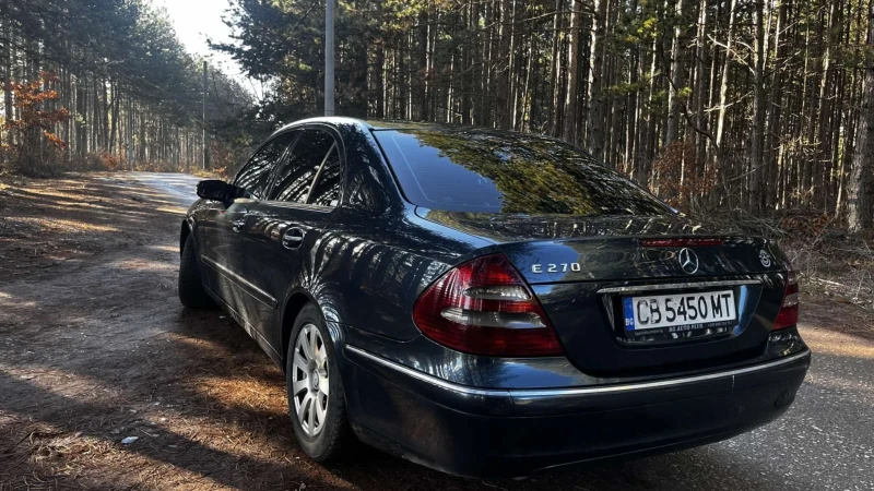 Mercedes-Benz E 270, снимка 3 - Автомобили и джипове - 49171243