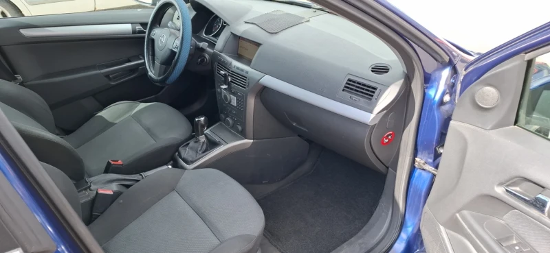 Opel Astra Astra H 1.9, снимка 9 - Автомобили и джипове - 52828540