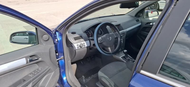 Opel Astra Astra H 1.9, снимка 10 - Автомобили и джипове - 52828540