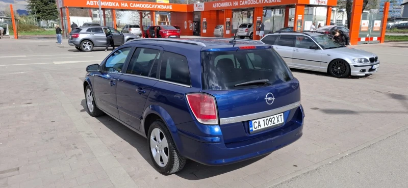 Opel Astra Astra H 1.9, снимка 3 - Автомобили и джипове - 52828540