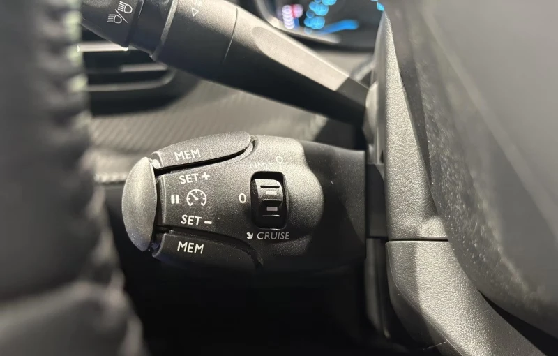 Peugeot 2008 ACTIVE/136HP/CAM/CARPLAY/KLESS/L.ASS/DAB/DWS/684f, снимка 12 - Автомобили и джипове - 51542022