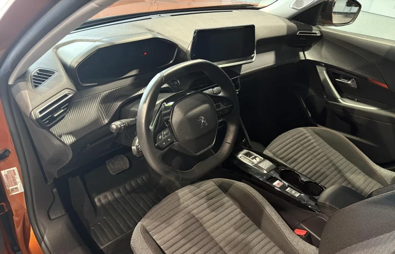 Peugeot 2008 ACTIVE/136HP/CAM/CARPLAY/KLESS/L.ASS/DAB/DWS/684f, снимка 10 - Автомобили и джипове - 51542022