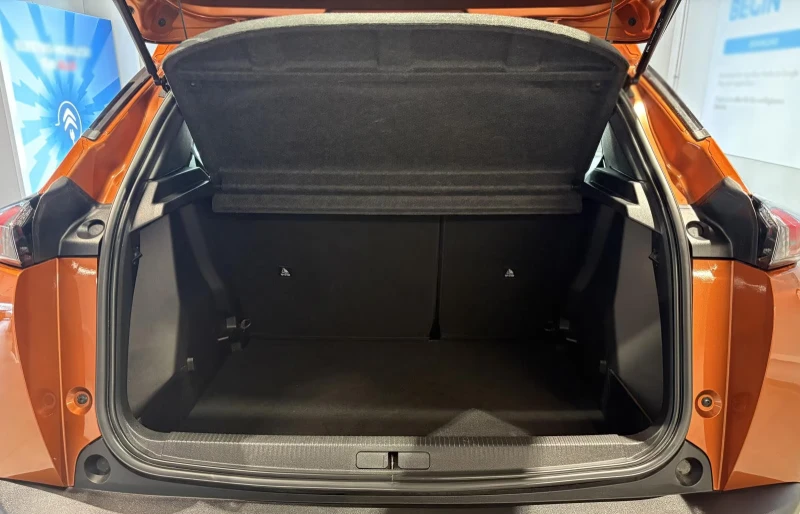 Peugeot 2008 ACTIVE/136HP/CAM/CARPLAY/KLESS/L.ASS/DAB/DWS/684f, снимка 7 - Автомобили и джипове - 51542022