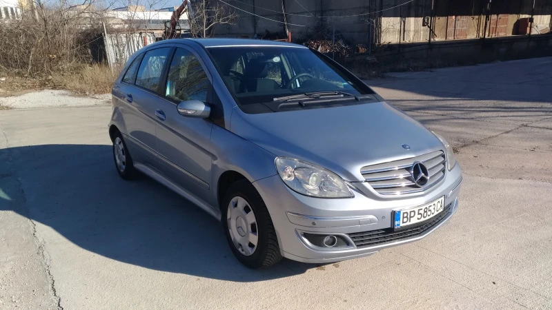 Mercedes-Benz B 150 1.5i БЕНЗИН, снимка 8 - Автомобили и джипове - 51934420