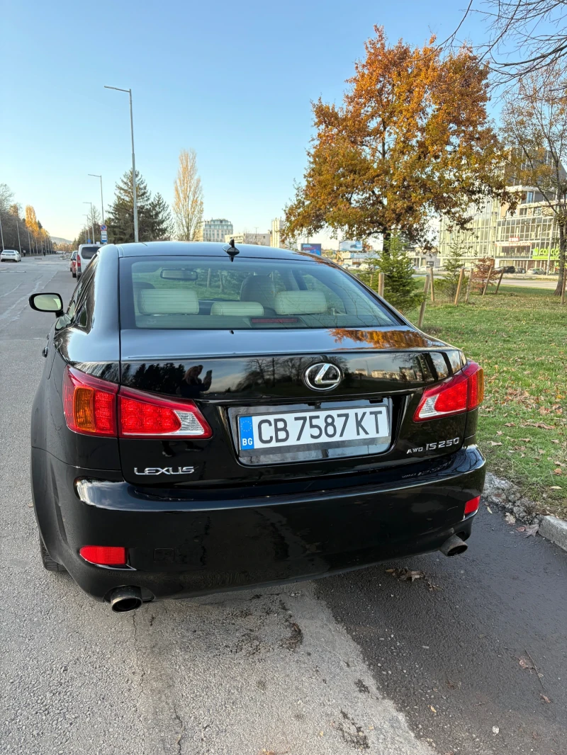 Lexus IS 250, снимка 3 - Автомобили и джипове - 52393803