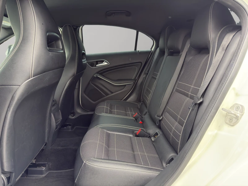 Mercedes-Benz A 200 CDI, снимка 14 - Автомобили и джипове - 53273759