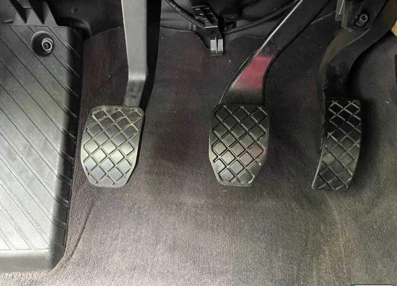 Audi A4 1.9 TDI, снимка 11 - Автомобили и джипове - 51987564