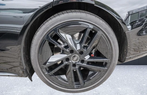 Audi E-Tron GT Quattro = Black Optics Plus = Гаранция - изображение 3