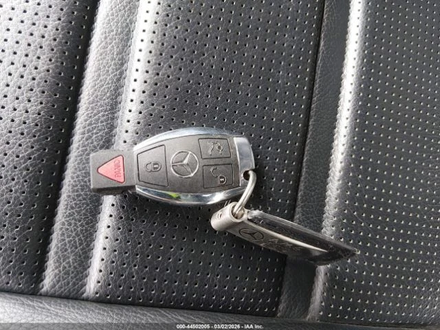 Mercedes-Benz E 63 AMG E 63 AMG, снимка 11 - Автомобили и джипове - 53769354