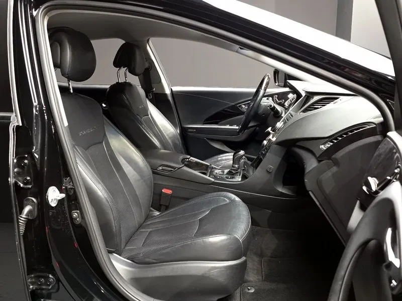 Hyundai Grandeur 2.4, снимка 11 - Автомобили и джипове - 54626096