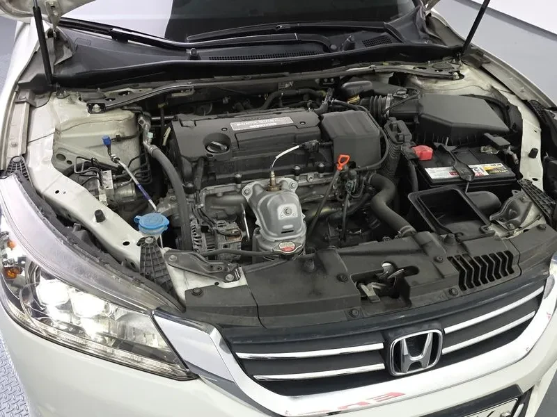 Honda Accord 2.4 9Th Gen , снимка 6 - Автомобили и джипове - 55715509
