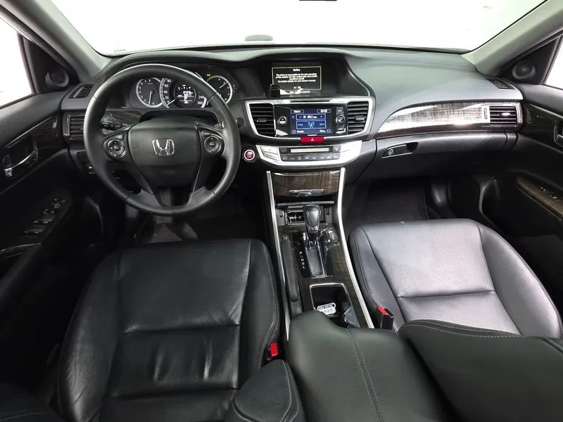 Honda Accord 2.4 9Th Gen , снимка 7 - Автомобили и джипове - 55715509
