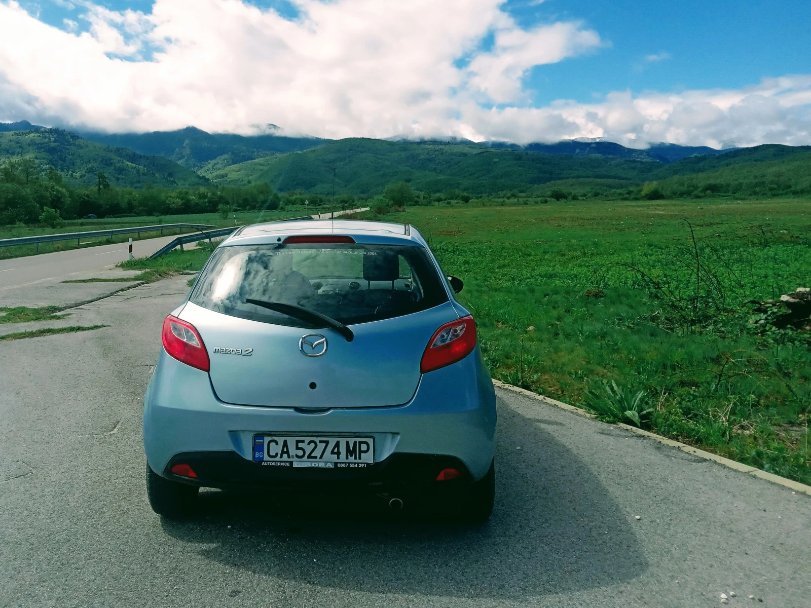 Mazda 2 1.3 - изображение 5