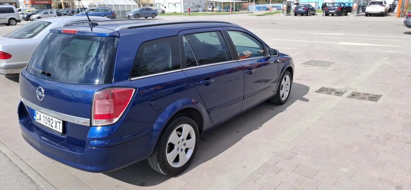 Opel Astra Astra H 1.9 - изображение 4