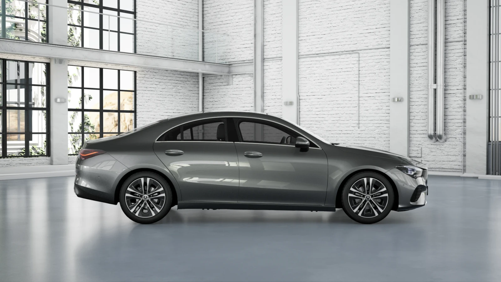Mercedes-Benz CLA 180  - изображение 3