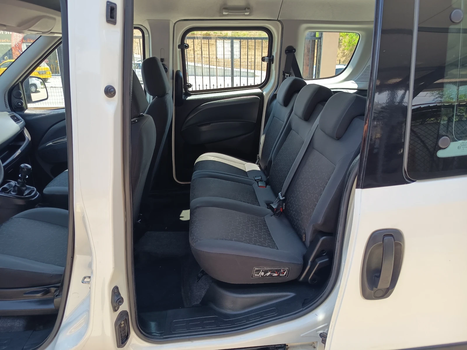 Fiat Doblo 1.6mjet - изображение 10