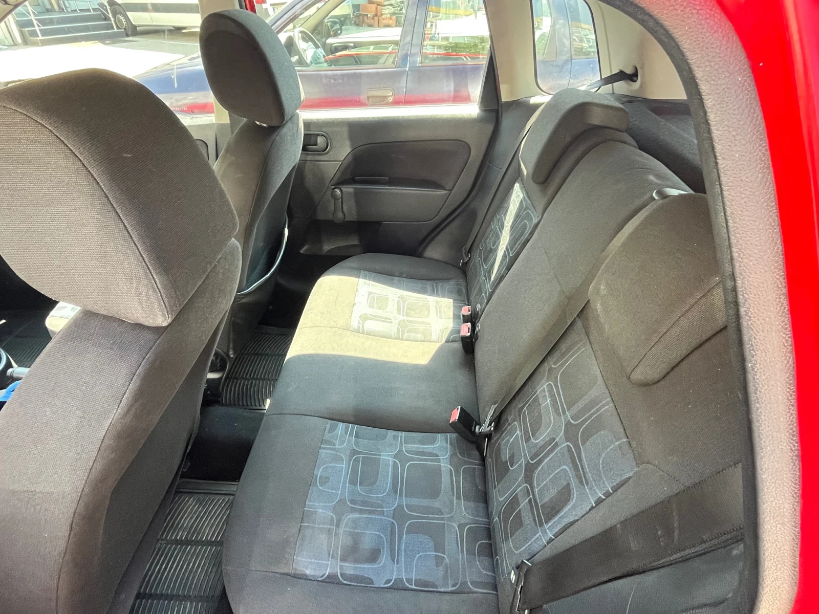Ford Fiesta  - изображение 7