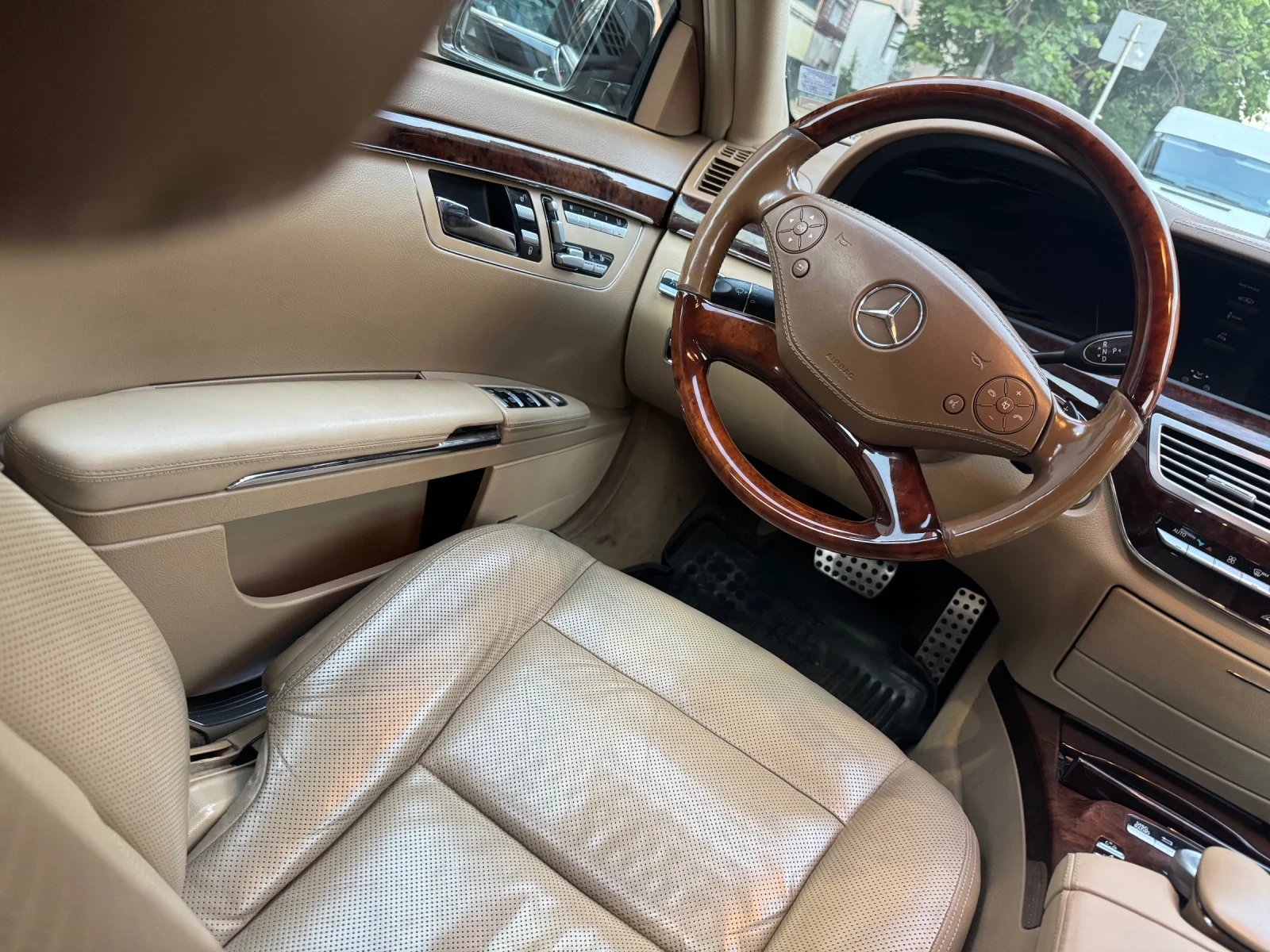 Mercedes-Benz S 500  - изображение 8