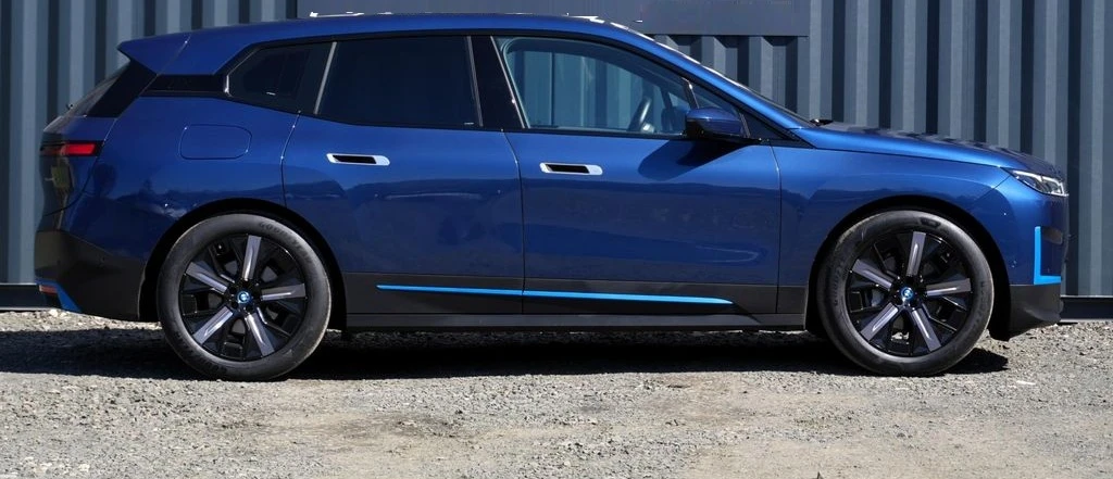 BMW iX xDrive40 - изображение 4