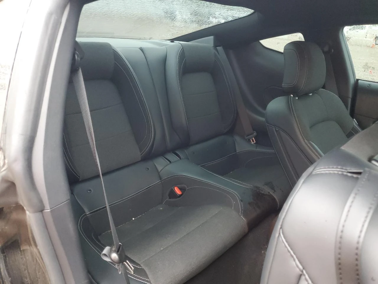 Ford Mustang 2.3* РЕАЛНИ КМ ! - изображение 9