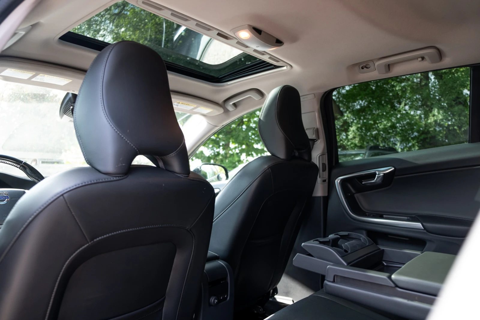 Volvo V60 Cross Country Volvo V60 Cross Country8 * (  ) | Mobile.bg   13