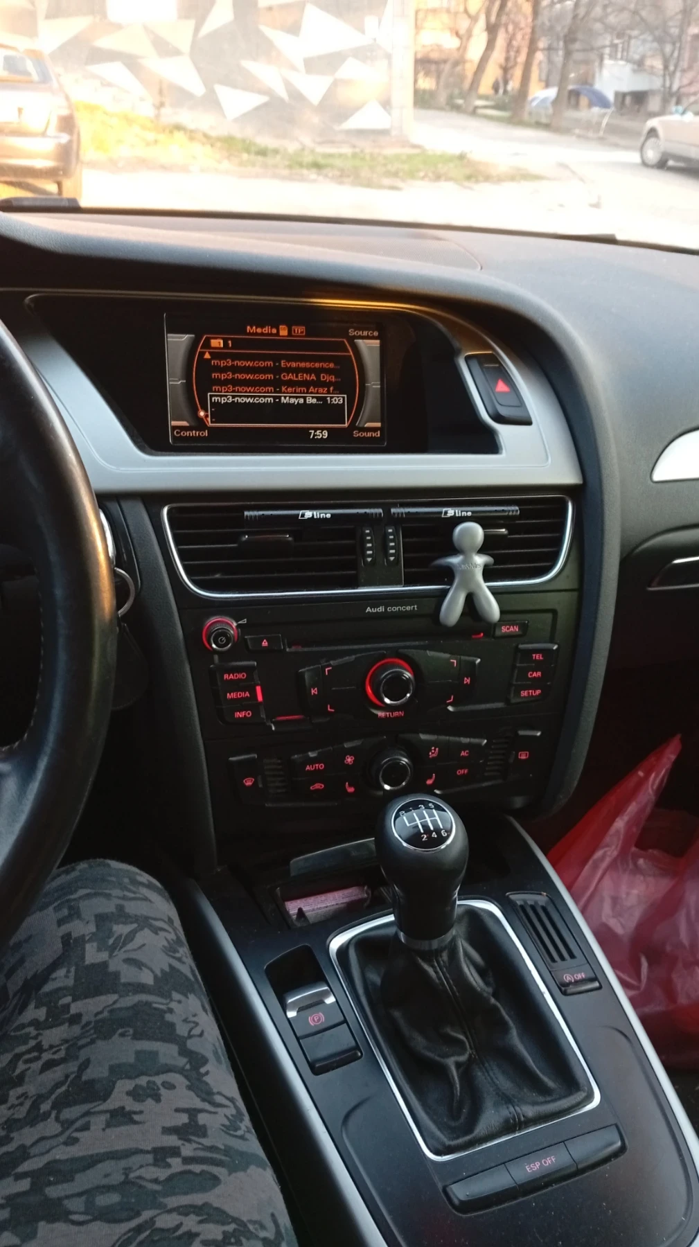 Audi A4  - изображение 6