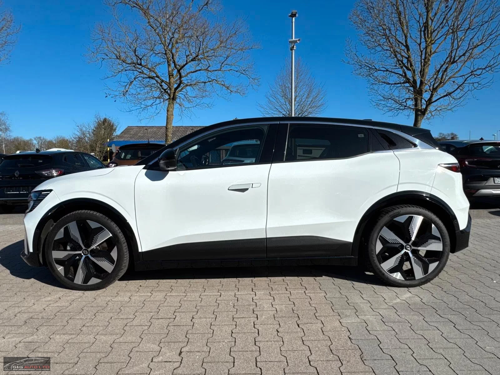 Renault Megane EV60/220HP/360/TECHNO/GOOGLE/360/LED/244z | Mobile.bg � ����������� 3