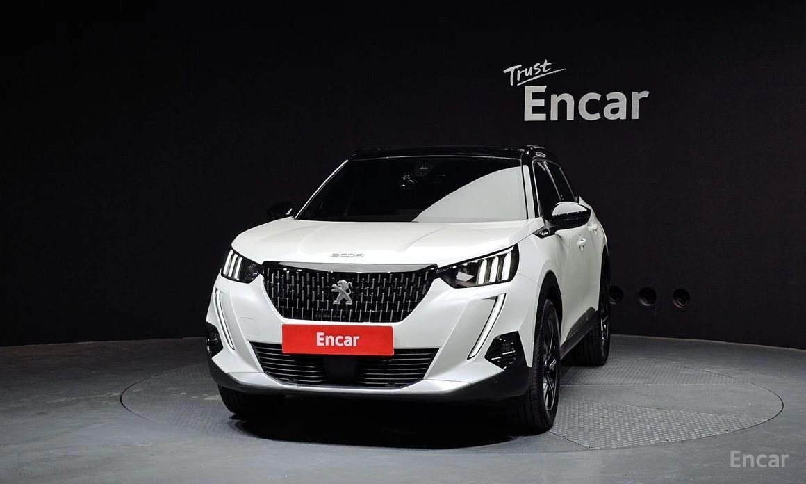 Peugeot 2008, снимка 3 - Автомобили и джипове - 54099697