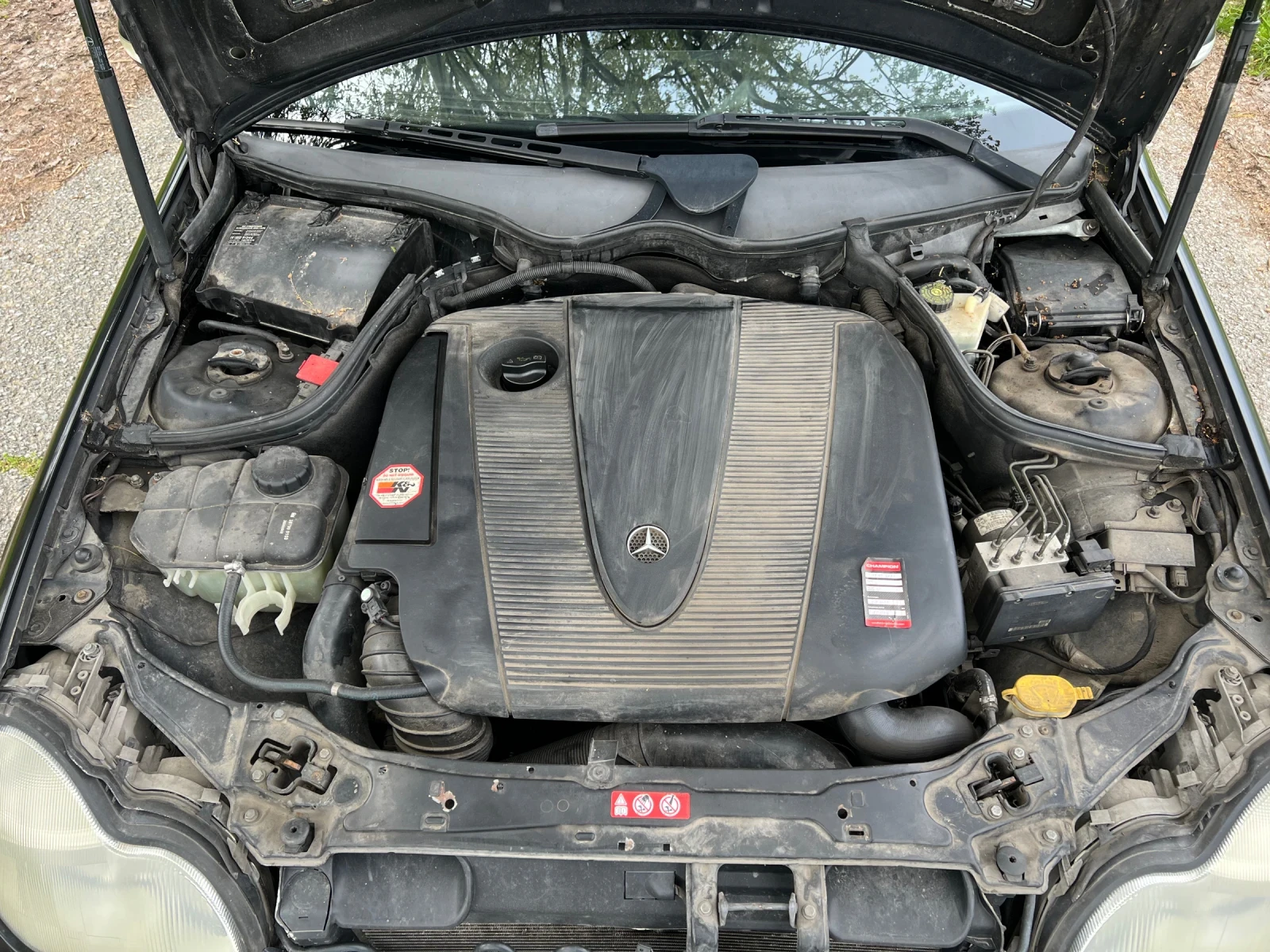 Mercedes-Benz C 220 2.2 CDI, снимка 11 - Автомобили и джипове - 54184860