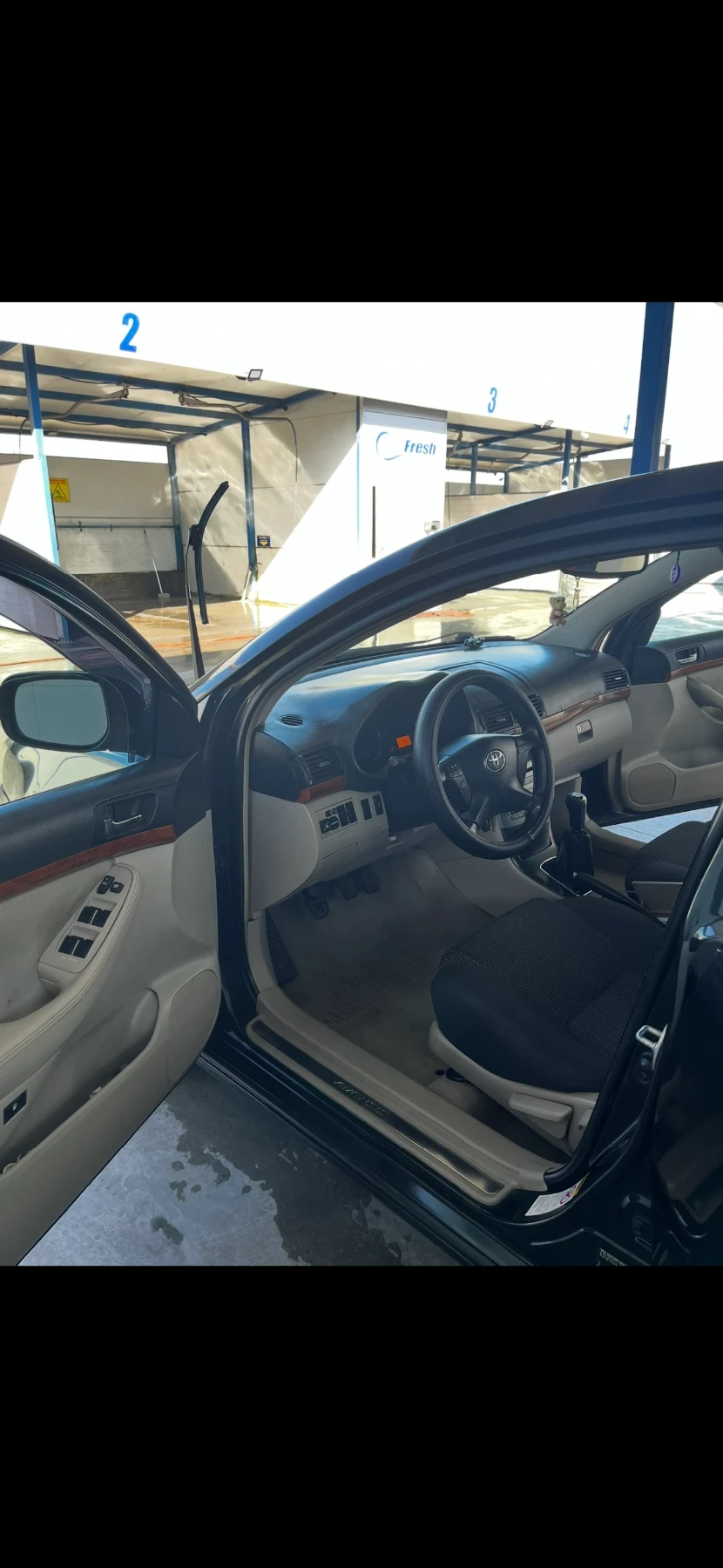 Toyota Avensis 2.0 , снимка 2 - Автомобили и джипове - 54327883